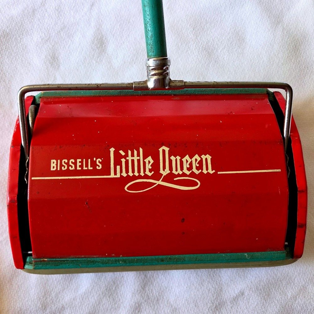 Bissell Little Queen Carpet‎ Sweeper Child Size Red Good Vintage Toy Bisco-Matic